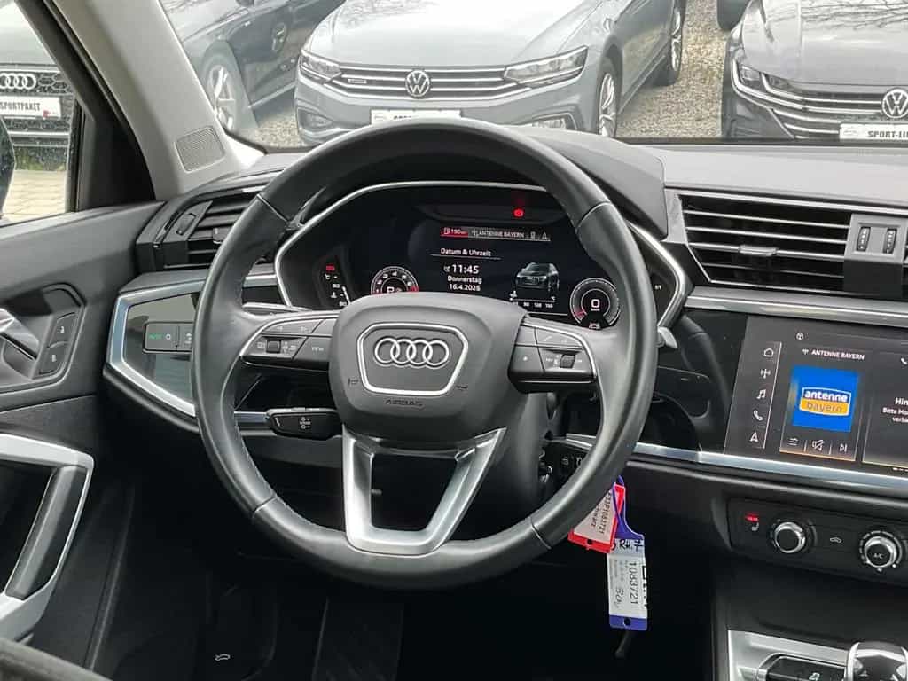 Audi Q3 35 TFSI Business DAB Lane LED Navi Side ViCo 03/2023-photo-22
