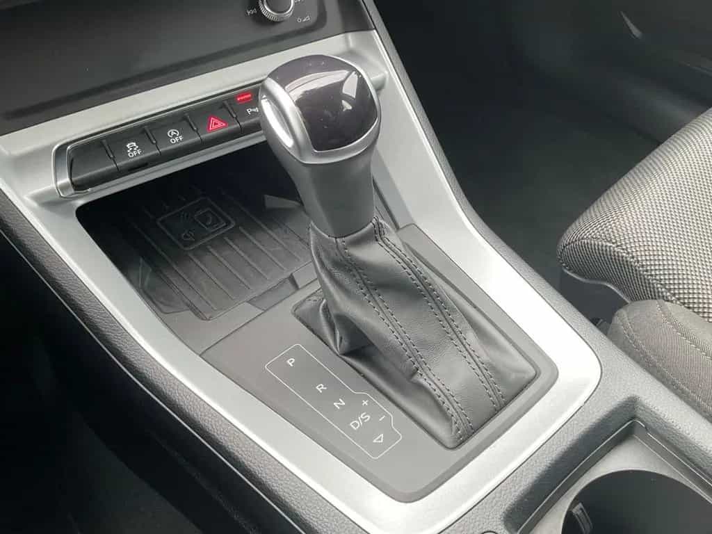 Audi Q3 35 TFSI Business DAB Lane LED Navi Side ViCo 03/2023-photo-40