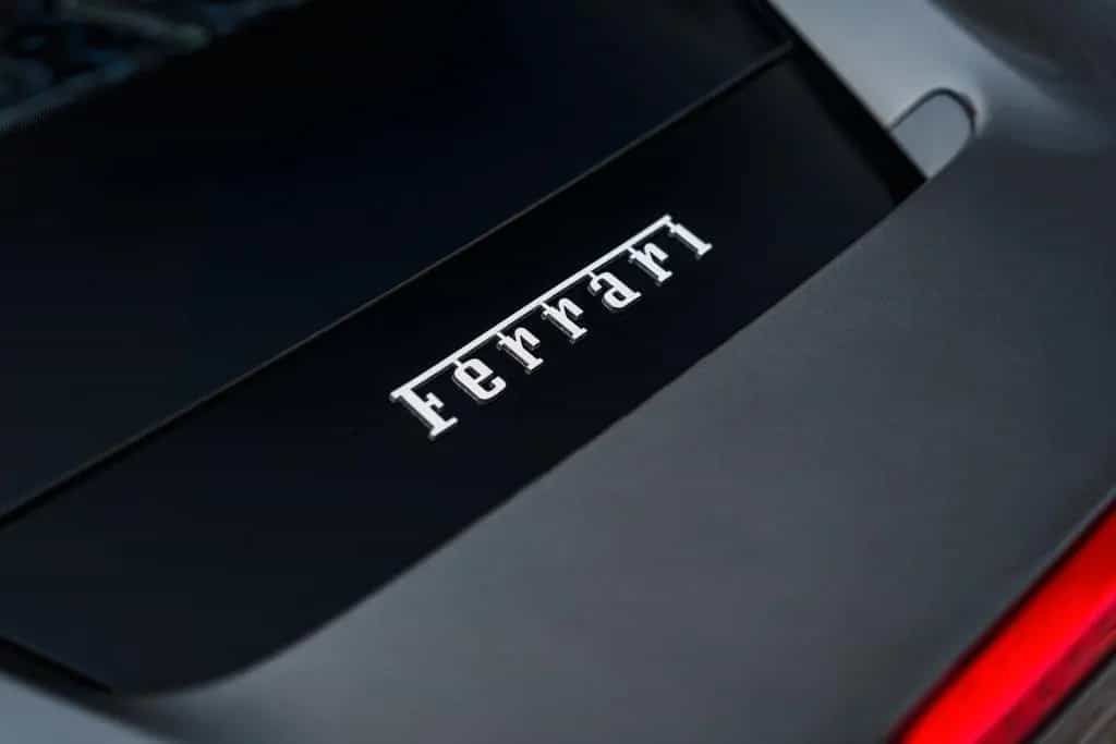 Ferrari 488 GTB - great spec, perfect condition 02/2016-photo-35
