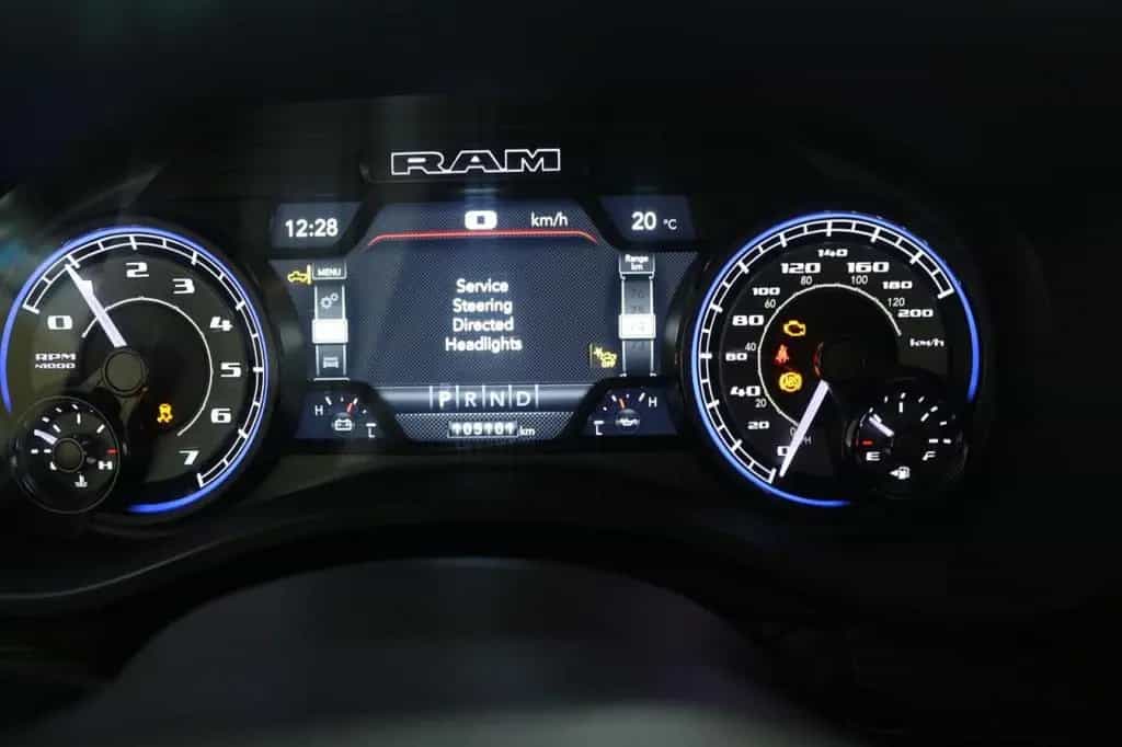 Dodge RAM 5.7 HEMI V8 1500 Limited Crew Cab 4x4 Klima 12/2021-photo-12