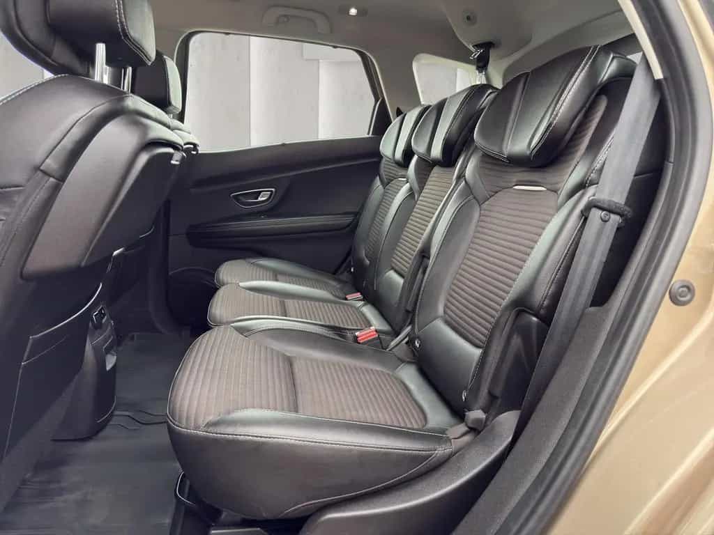 Renault Scenic 1.2 TCe 130 Energy Intens 01/2017-photo-10