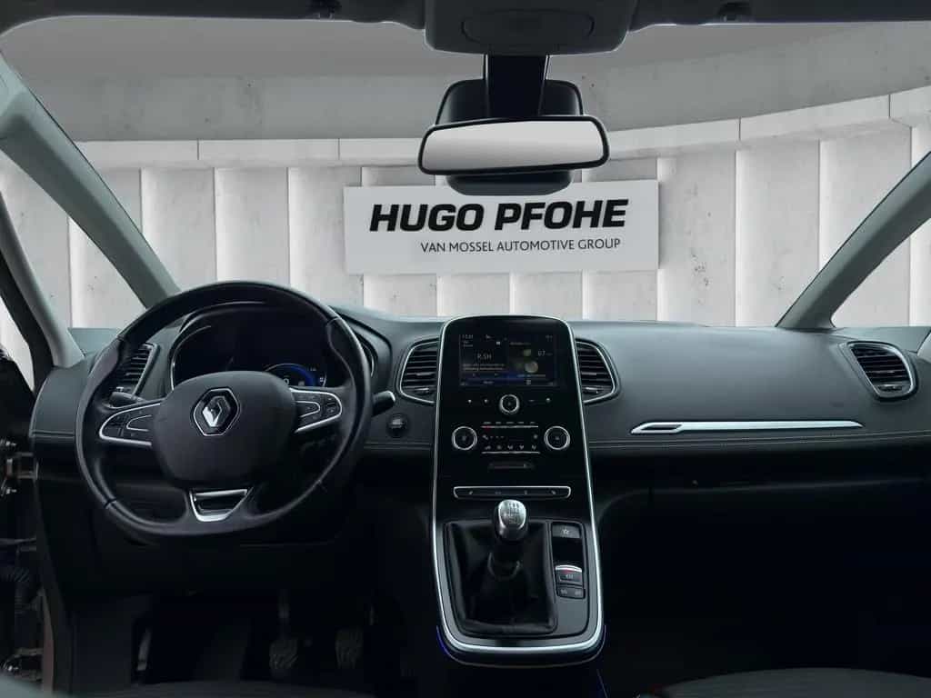 Renault Scenic 1.2 TCe 130 Energy Intens 01/2017-photo-11