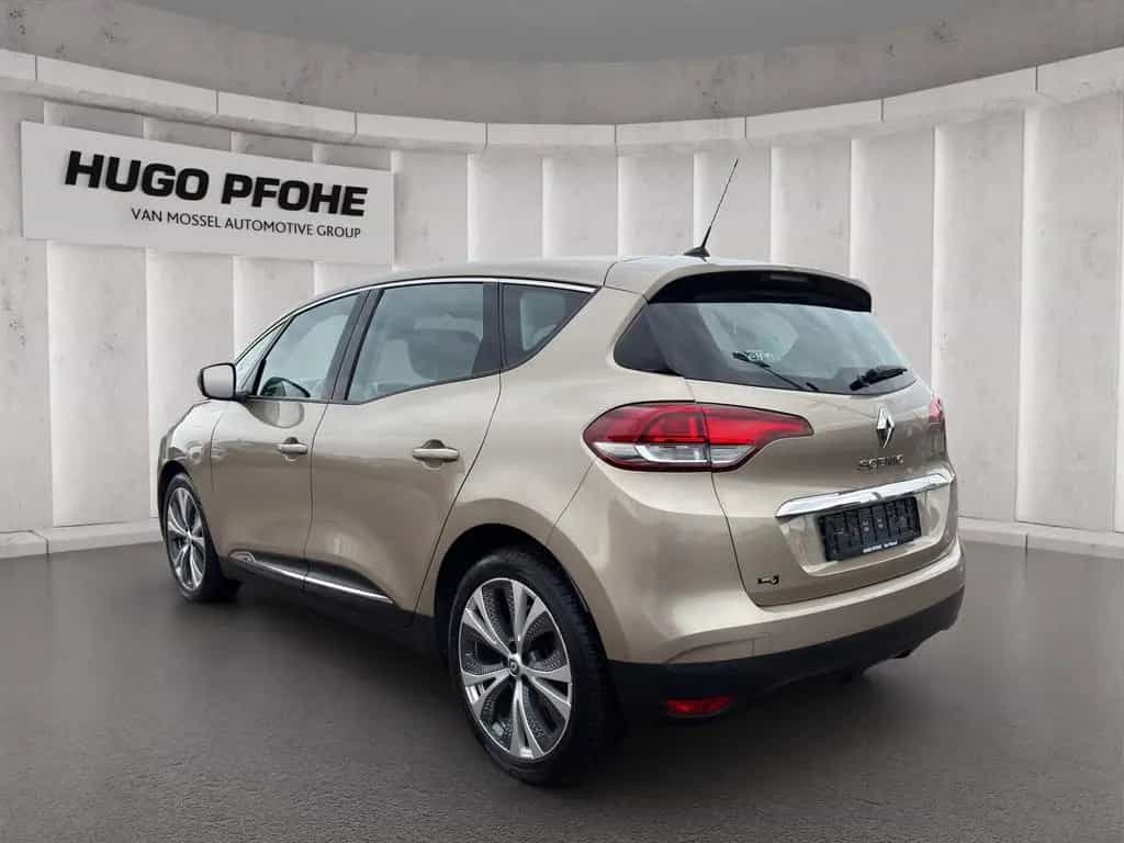 Renault Scenic 1.2 TCe 130 Energy Intens 01/2017-photo-2