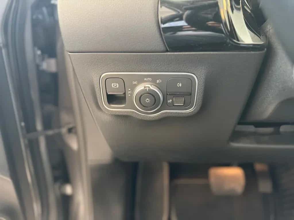 Mercedes-Benz B 250 Prog. 7G-DCT Rü-Ka LED SHZ Ambiente MBUX 04/2019-photo-13