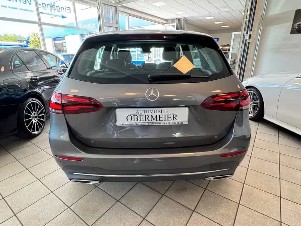 Mercedes-Benz B 250 Prog. 7G-DCT Rü-Ka LED SHZ Ambiente MBUX 04/2019-photo-4