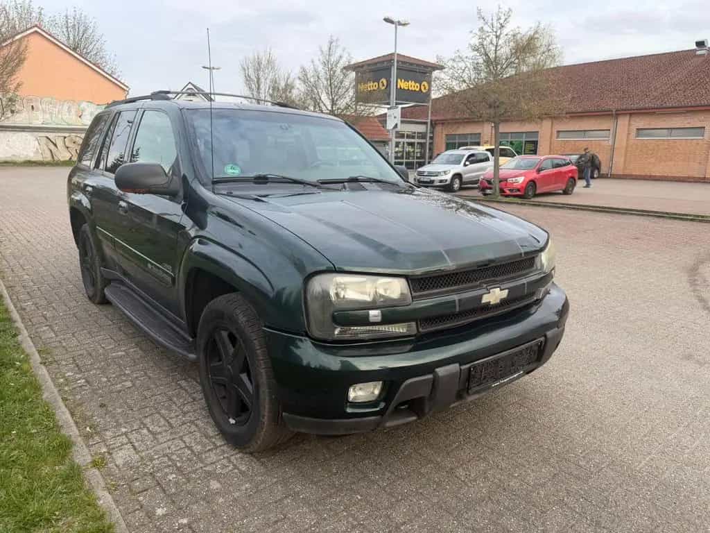 Chevrolet Trailblazer LT Premium Leder Autom. Benzin/Gas 12/2003-photo-4