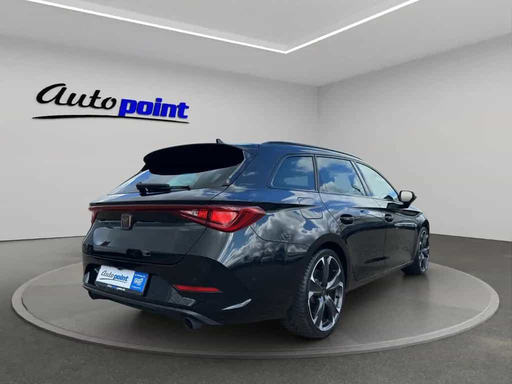 Cupra Leon Sportstourer 2.0 TFSI VZ AHK DCC 04/2024-photo-4