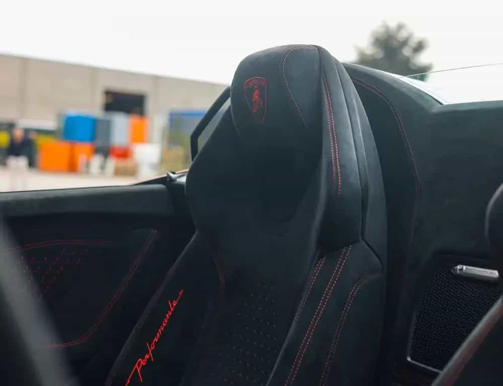 Lamborghini Huracán Spyder Performante | Misano Red 08/2018-photo-2