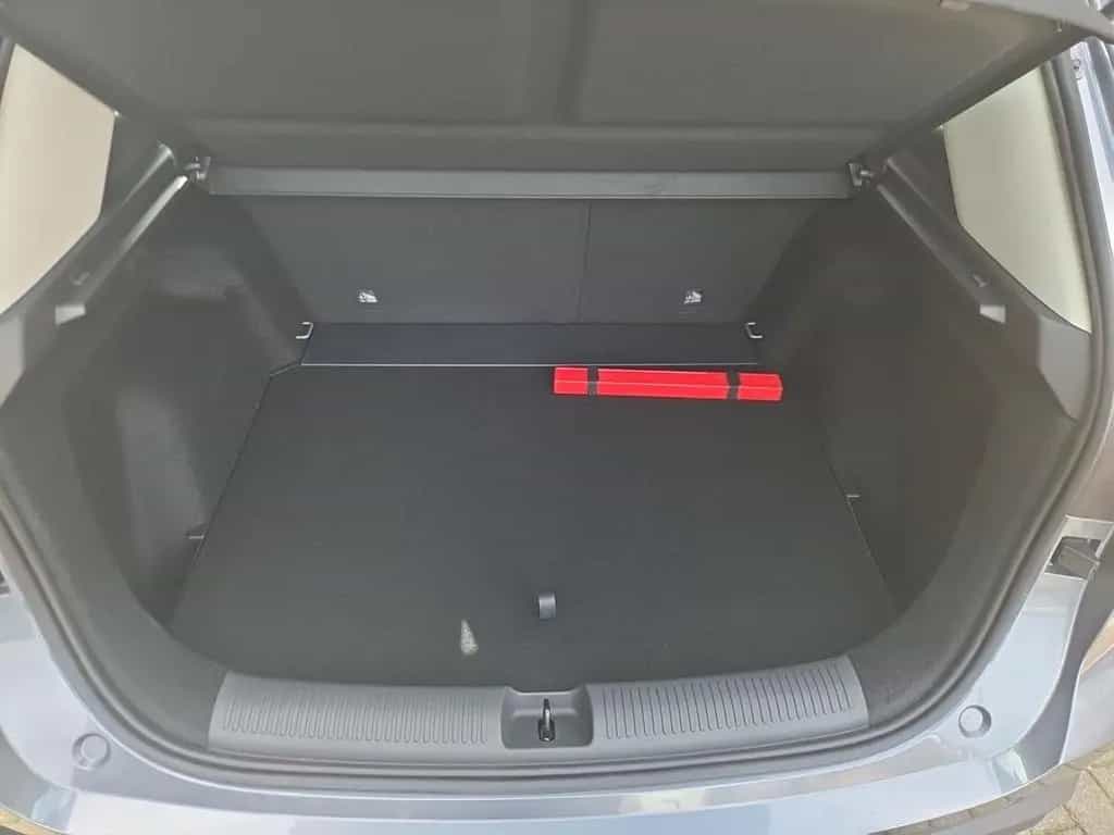 MG ZS 1.5 116 PS Schalter Standard *NAVI*KLIMA*DAB* 02/2026-photo-11
