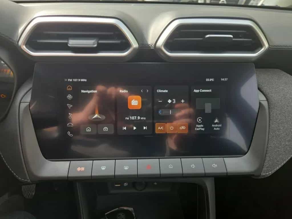 MG ZS 1.5 116 PS Schalter Standard *NAVI*KLIMA*DAB* 02/2026-photo-12