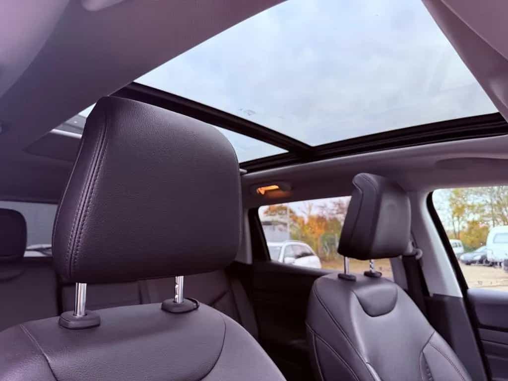 Jeep Compass Red Mild-Hybrid FWD *360°*Pano.*MSWT* 12/2023-photo-16