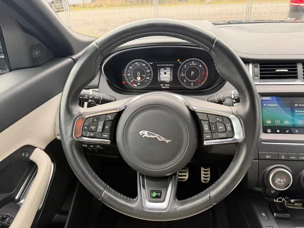 Jaguar E-Pace E-PACE R-Dynamic S AWD 12/2018-photo-19