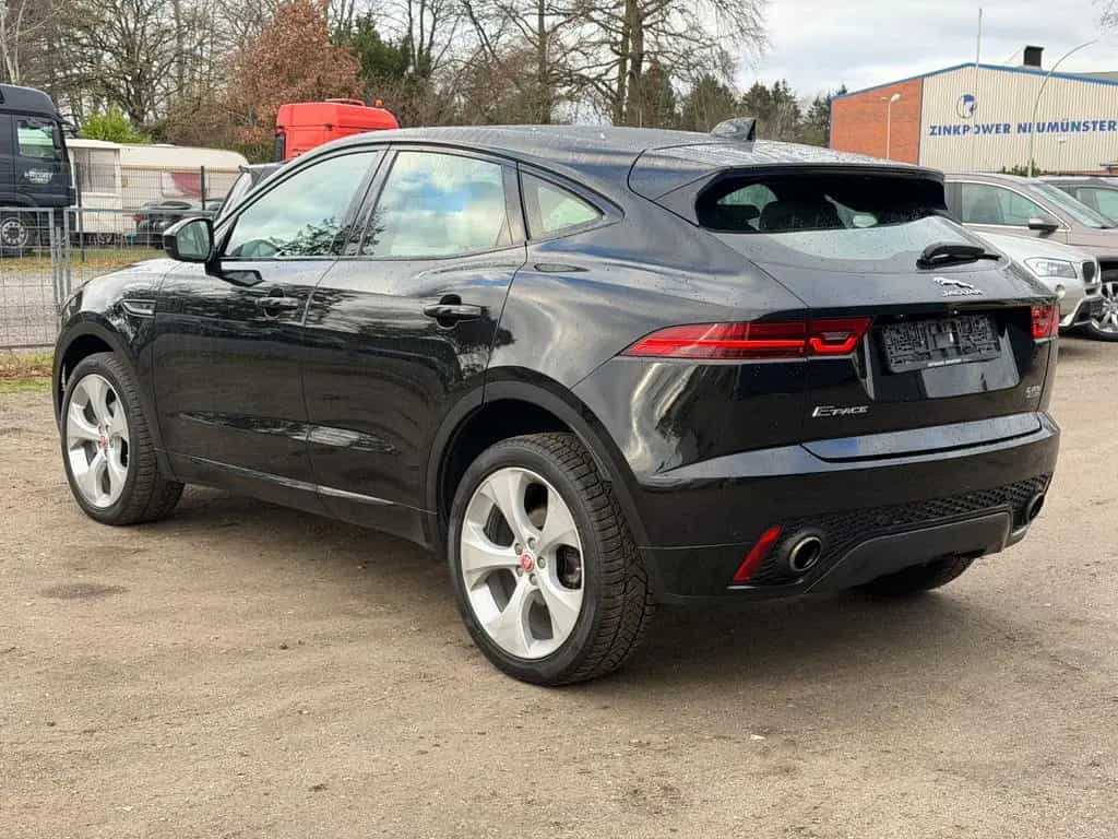 Jaguar E-Pace E-PACE R-Dynamic S AWD 12/2018-photo-2