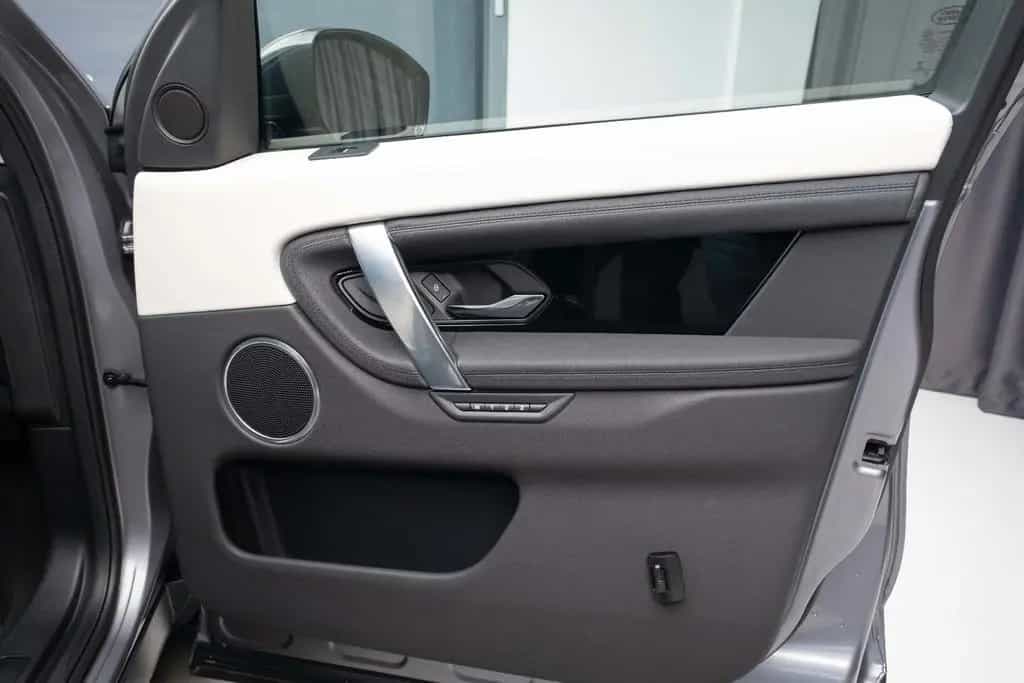 Land Rover Discovery Sport SE AWD D150 2.0 MHEV 07/2020-photo-23