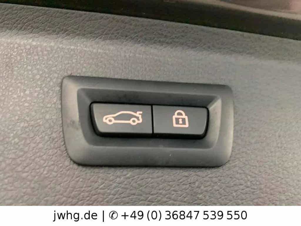 BMW 2 Series 218i Active T Sport Line LED/DRIVING ASS+/PANO 04/2020-photo-4