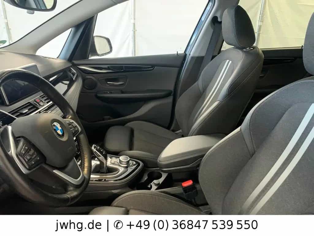 BMW 2 Series 218i Active T Sport Line LED/DRIVING ASS+/PANO 04/2020-photo-8