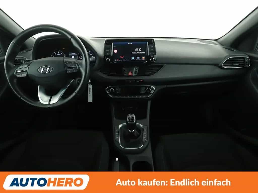 Hyundai i30 1.0 TGDI Passion + *NAVI*LED*TEMPO*SHZ*LHZ* 08/2018-photo-9