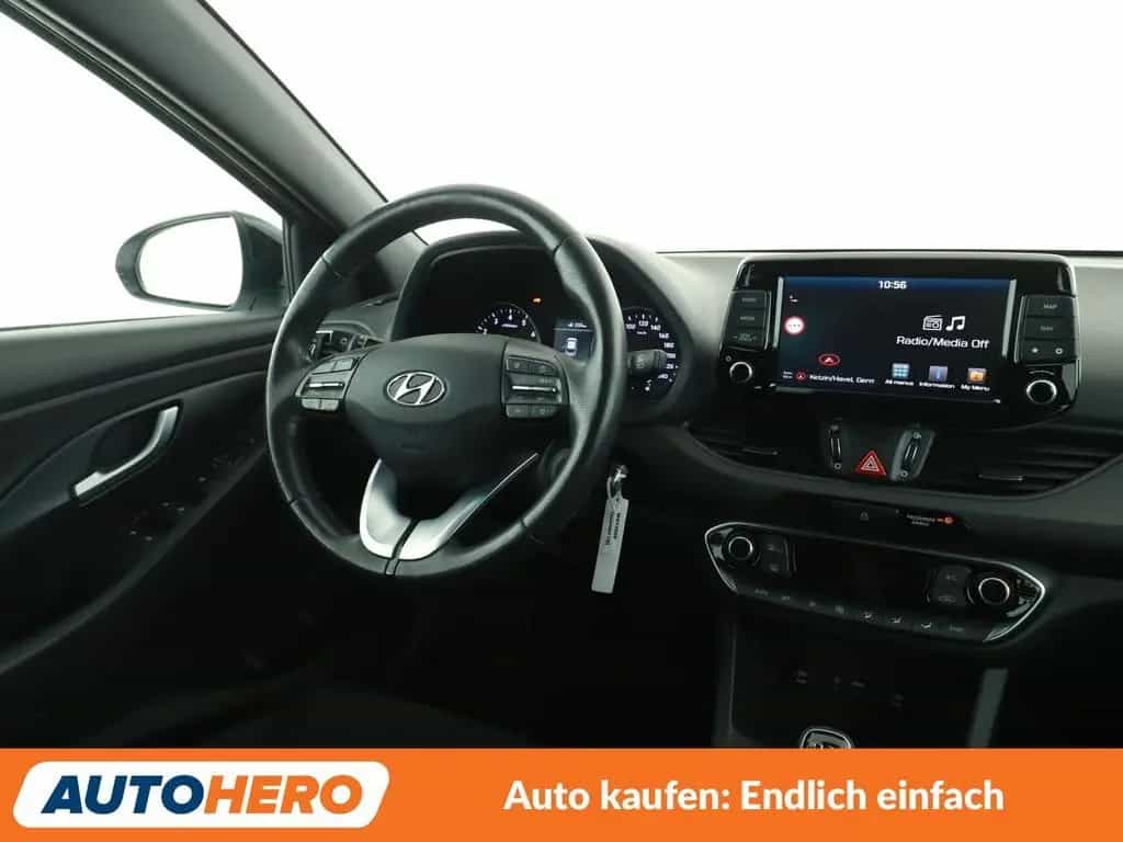 Hyundai i30 1.0 TGDI Passion + *NAVI*LED*TEMPO*SHZ*LHZ* 08/2018-photo-10