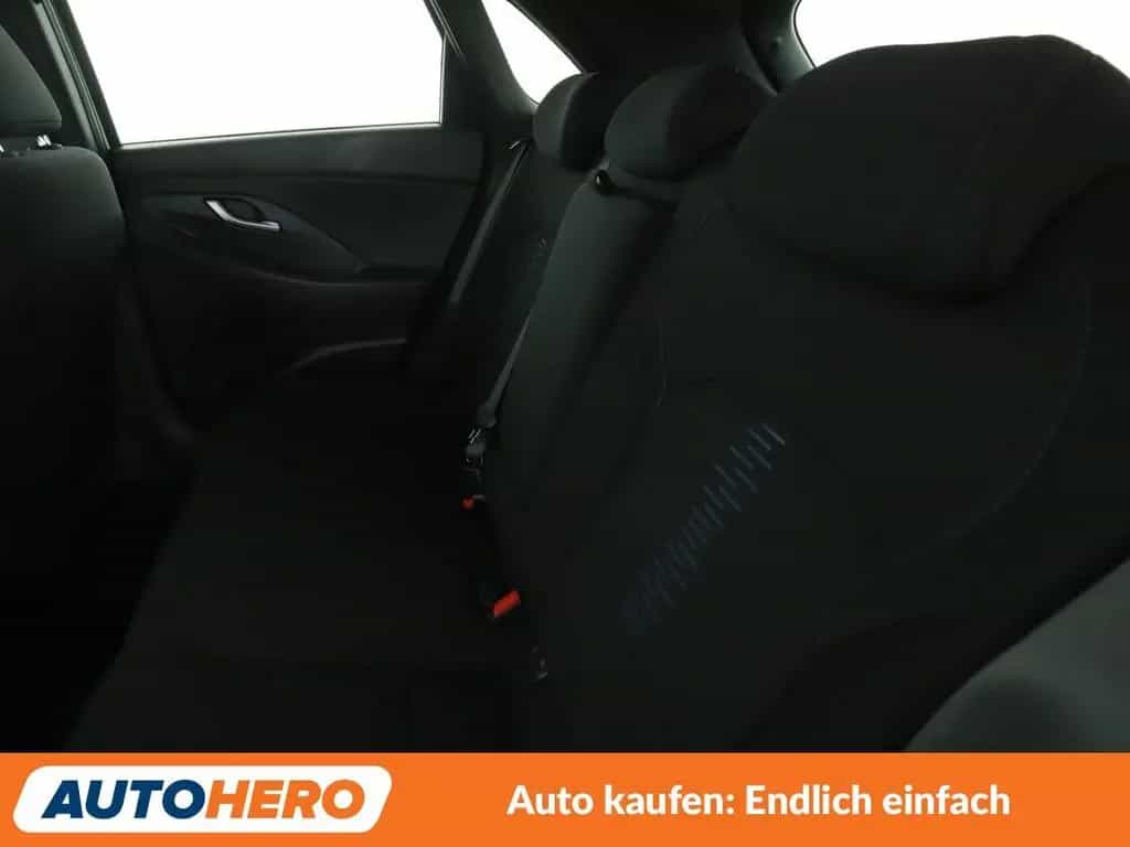 Hyundai i30 1.0 TGDI Passion + *NAVI*LED*TEMPO*SHZ*LHZ* 08/2018-photo-11