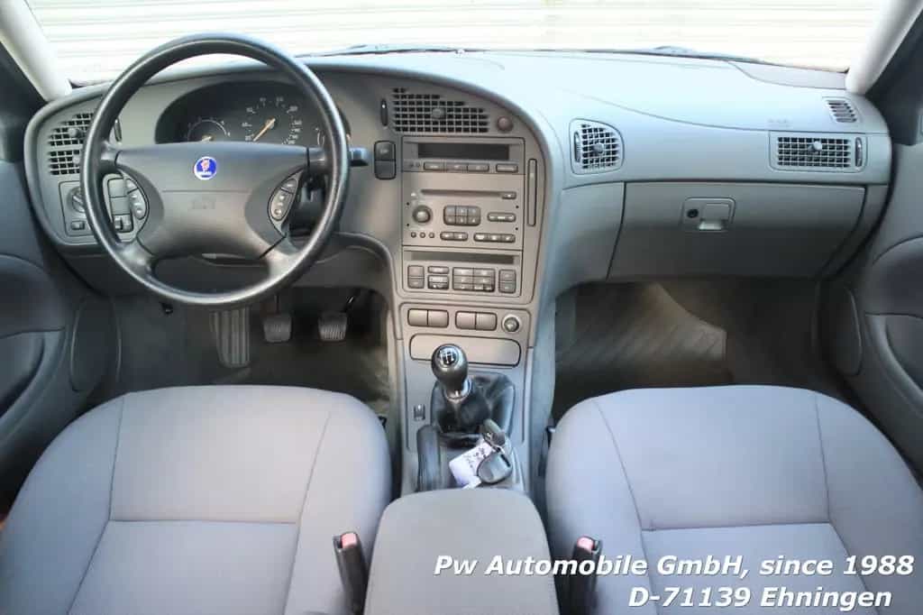 Saab 9-5 2.0t Lim. 1 Hand! + wenig km ! YOUNGTIMER 08/2002-photo-0