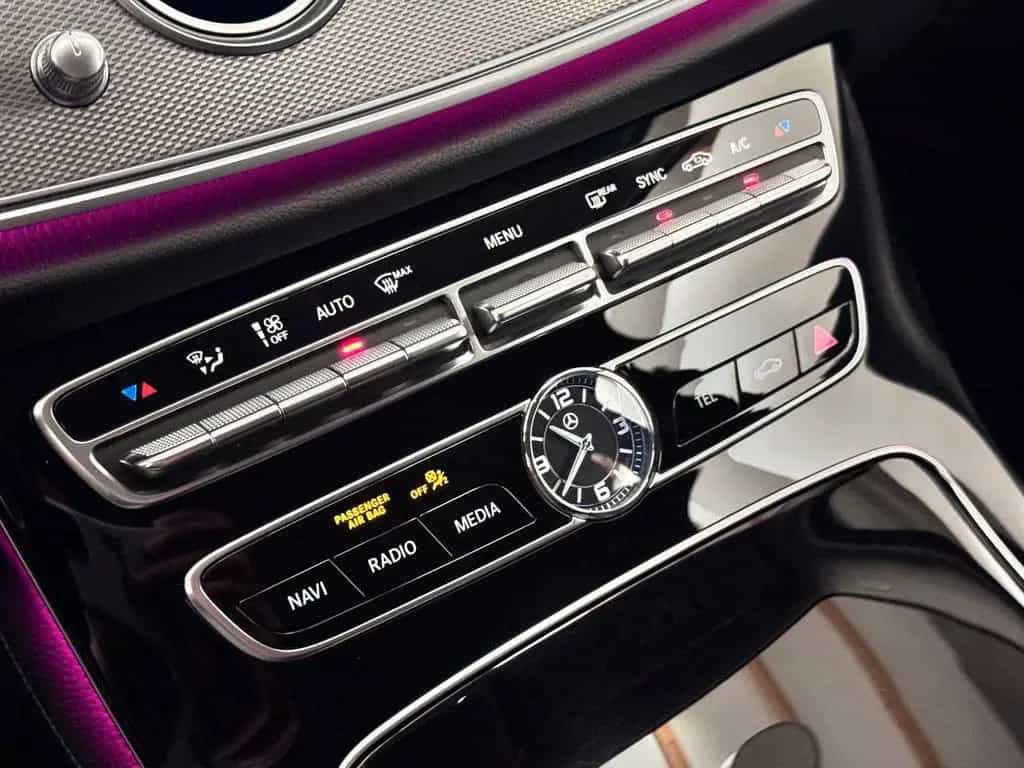Mercedes-Benz E-Class 250 Limousine 11/2016-photo-15