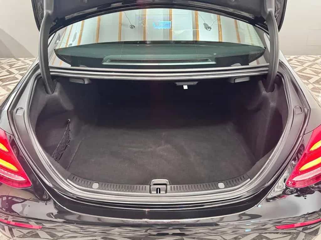 Mercedes-Benz E-Class 250 Limousine 11/2016-photo-33