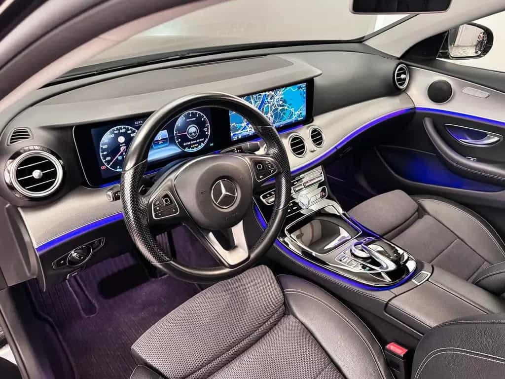 Mercedes-Benz E-Class 250 Limousine 11/2016-photo-7