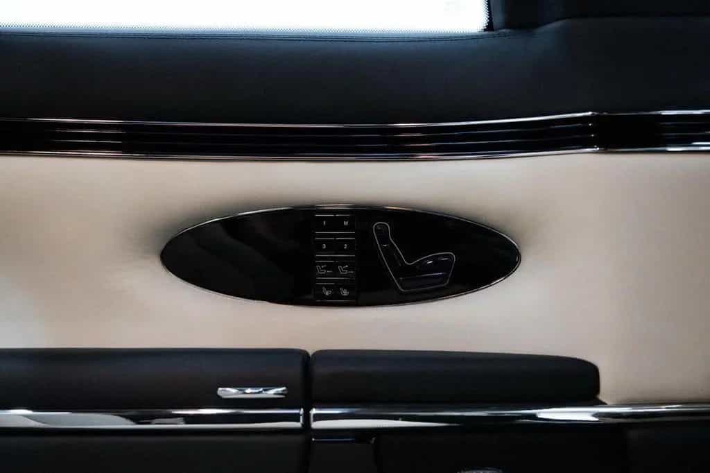 Maybach Xenatec Coupé #001 LIKE BRAND NEW CAR 11/2007-photo-19