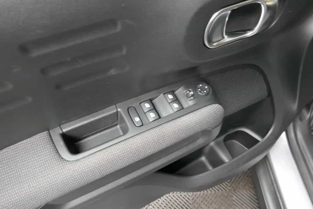Citroën C3 Aircross C-Series *Tempomat*27 TKM* TOP* 07/2023-photo-17