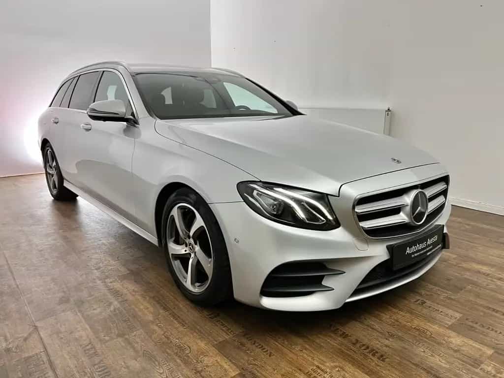 Mercedes-Benz E-Class 200 d T AMG LINE/ 1.H/ DISTR. + / BURMESTR. / 09/2017-photo-2