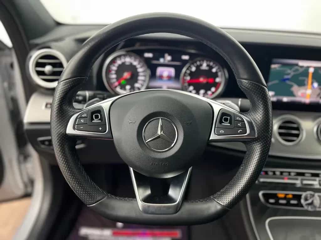 Mercedes-Benz E-Class 200 d T AMG LINE/ 1.H/ DISTR. + / BURMESTR. / 09/2017-photo-22