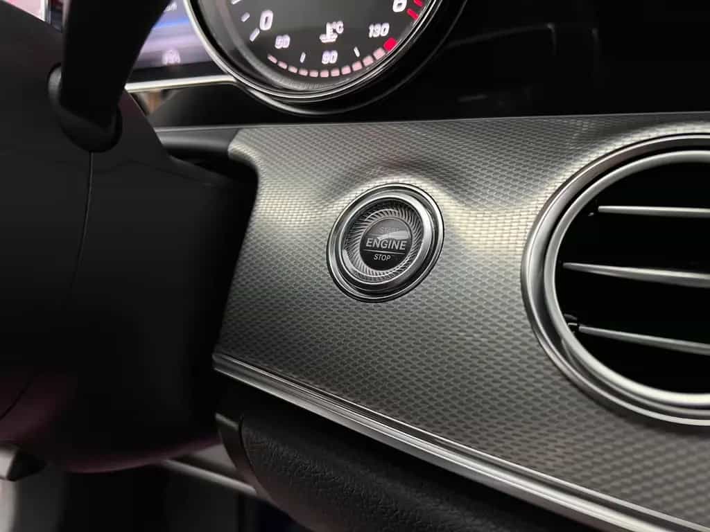Mercedes-Benz E-Class 200 d T AMG LINE/ 1.H/ DISTR. + / BURMESTR. / 09/2017-photo-25