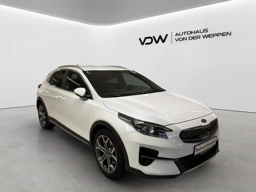 Kia XCeed Xdition Klima Navi Rückfahrkamera 10/2020-photo-9