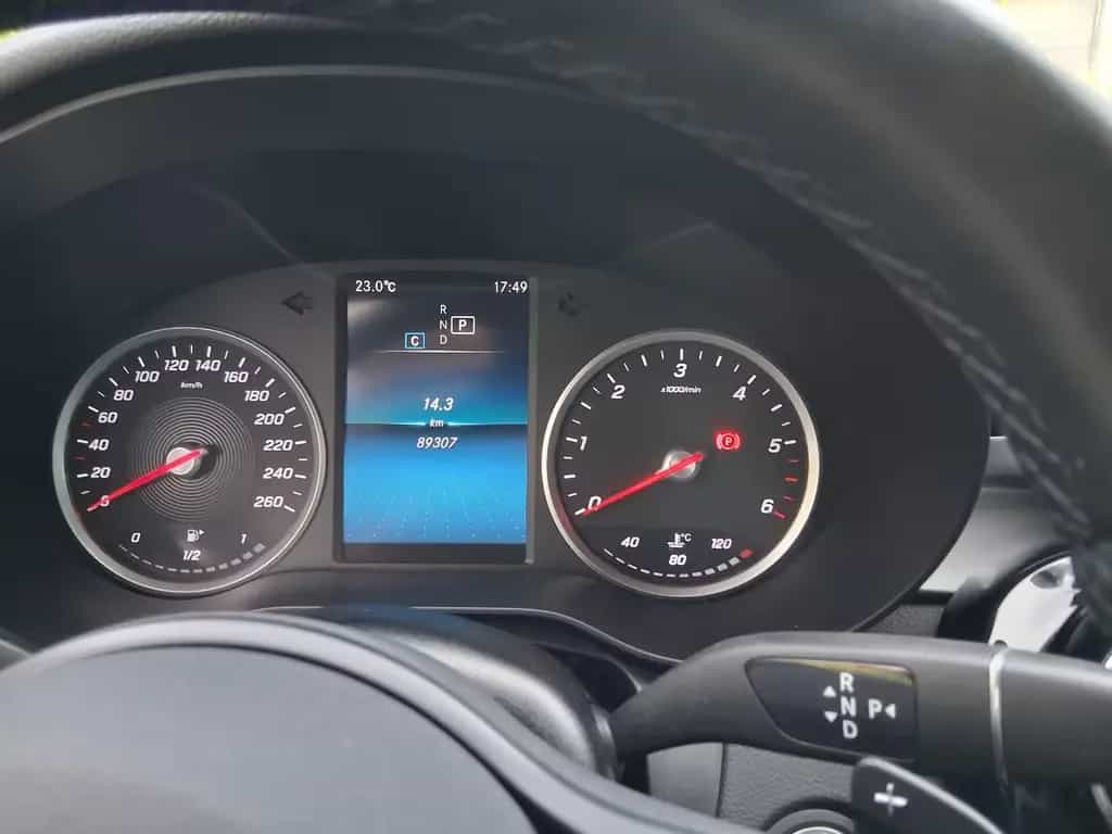 Mercedes-Benz C-Class 180 d T Modell AVANTGARDE Motorhaube 12/2020-photo-1