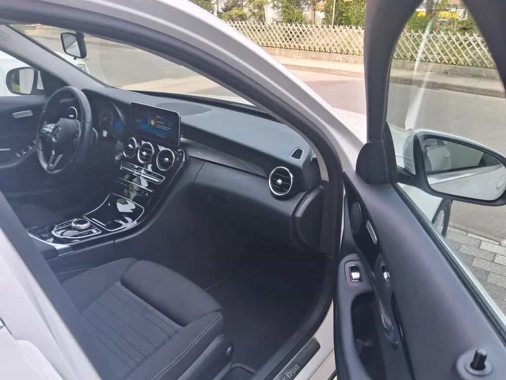 Mercedes-Benz C-Class 180 d T Modell AVANTGARDE Motorhaube 12/2020-photo-11