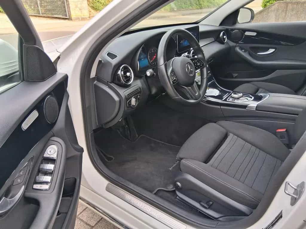 Mercedes-Benz C-Class 180 d T Modell AVANTGARDE Motorhaube 12/2020-photo-27