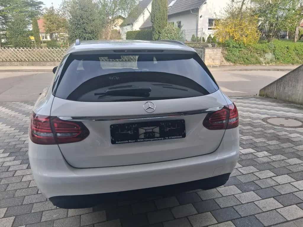 Mercedes-Benz C-Class 180 d T Modell AVANTGARDE Motorhaube 12/2020-photo-32