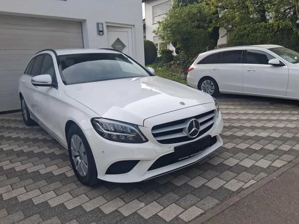 Mercedes-Benz C-Class 180 d T Modell AVANTGARDE Motorhaube 12/2020-photo-38