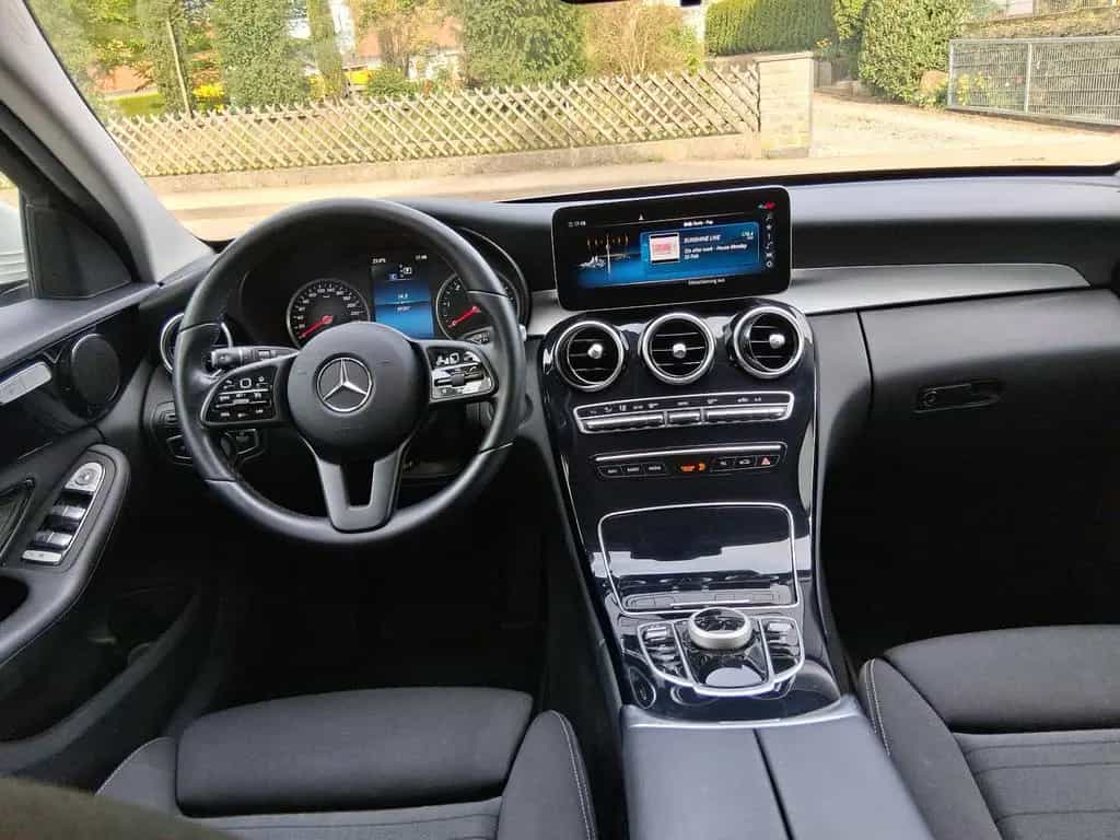 Mercedes-Benz C-Class 180 d T Modell AVANTGARDE Motorhaube 12/2020-photo-4