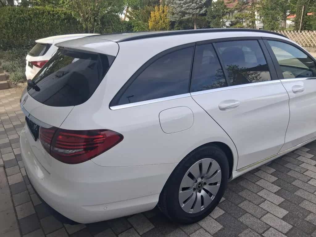 Mercedes-Benz C-Class 180 d T Modell AVANTGARDE Motorhaube 12/2020-photo-45