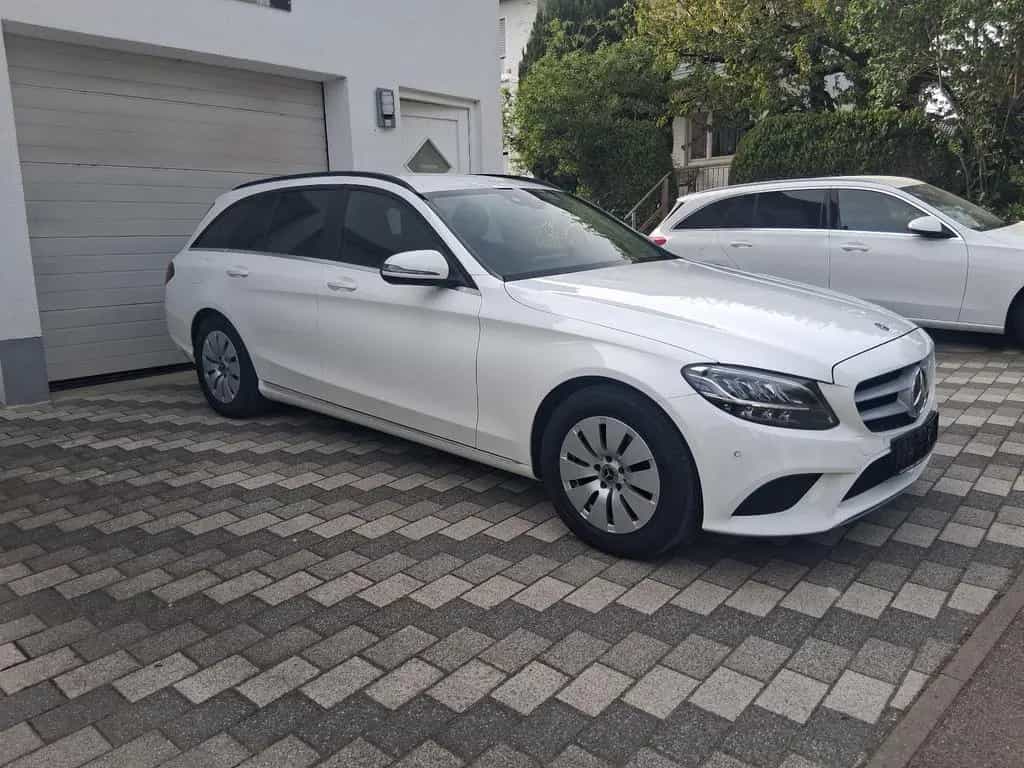 Mercedes-Benz C-Class 180 d T Modell AVANTGARDE Motorhaube 12/2020-photo-46