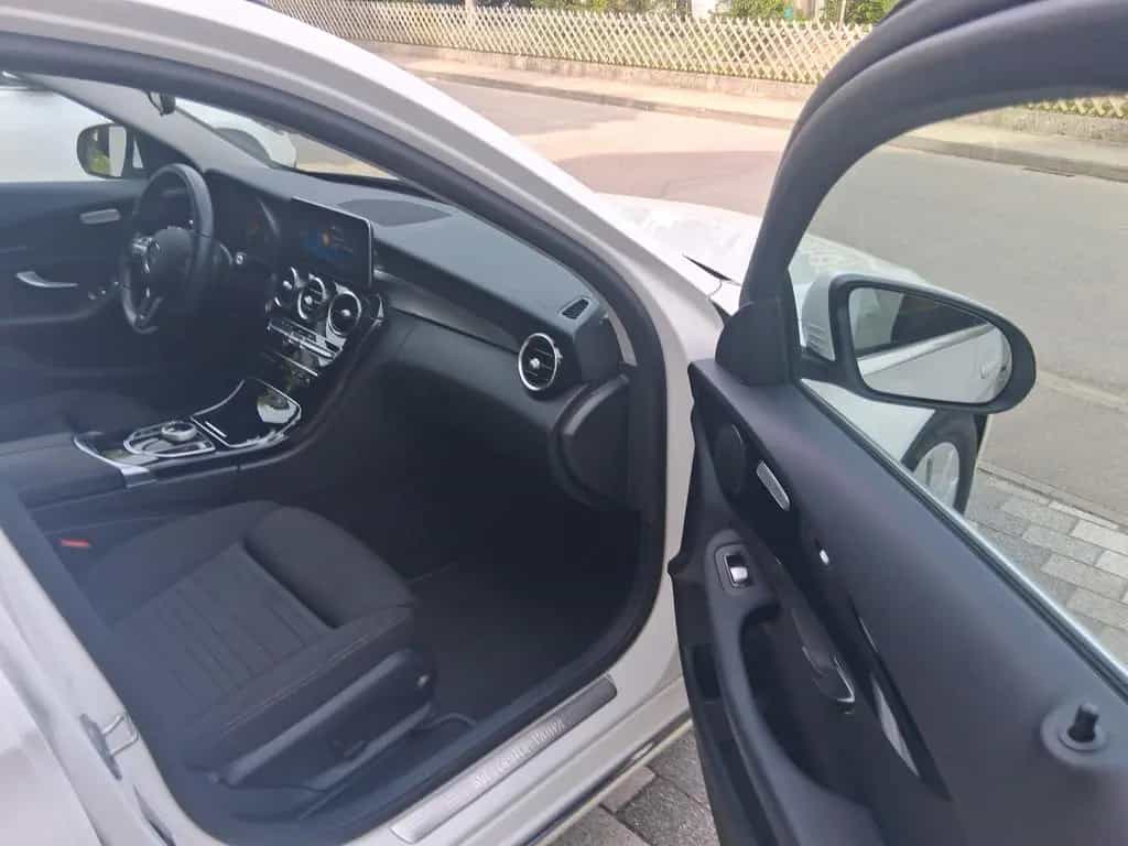 Mercedes-Benz C-Class 180 d T Modell AVANTGARDE Motorhaube 12/2020-photo-7