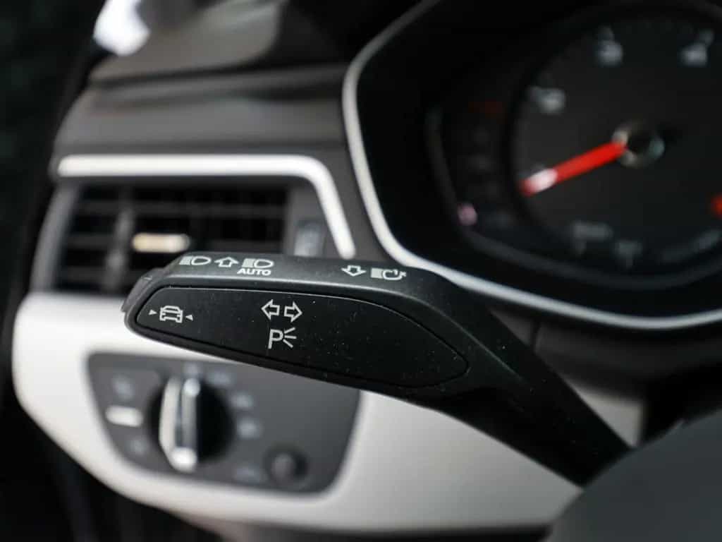 Audi A4 Avant advanced 35 TDI S tronic ACC PANO LED 10/2021-photo-26