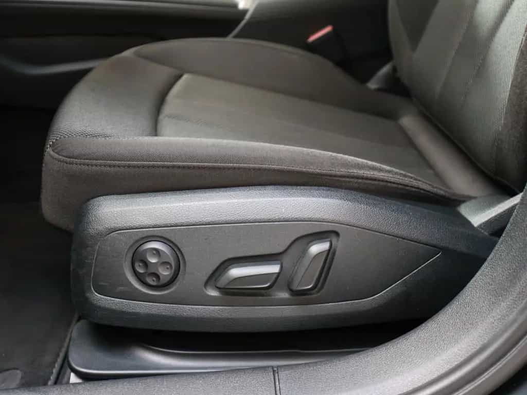 Audi A4 Avant advanced 35 TDI S tronic ACC PANO LED 10/2021-photo-30
