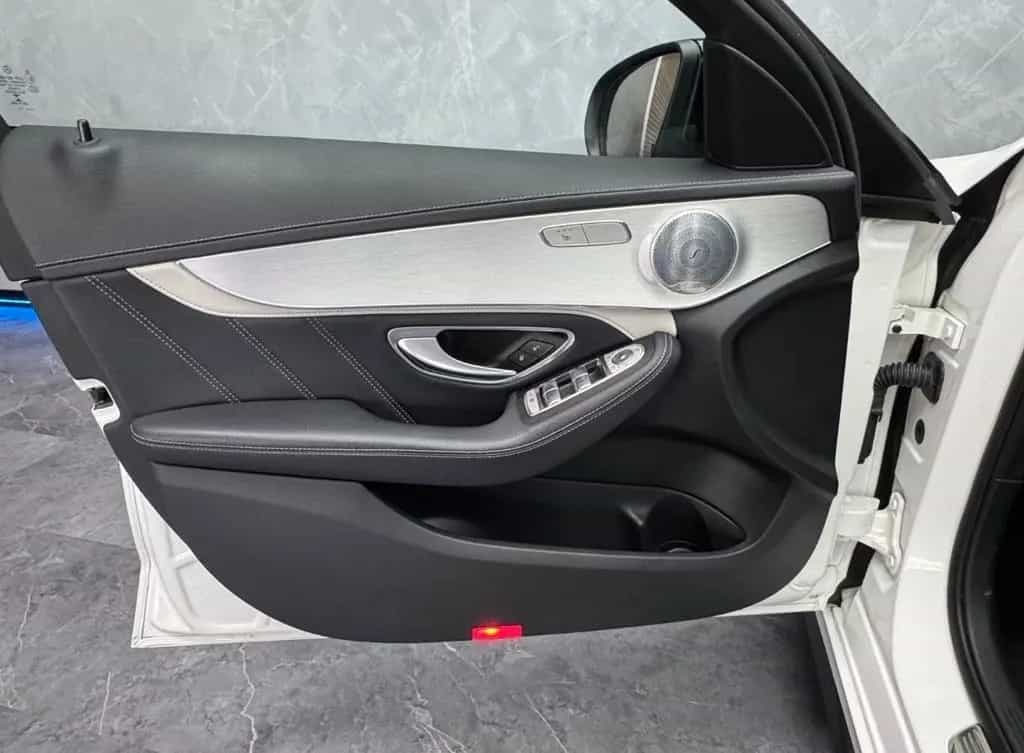 Mercedes-Benz Mercedes-AMG C 63s AMG, TÜV NEU,AHK,ACC,LKA,LKS 04/2017-photo-5