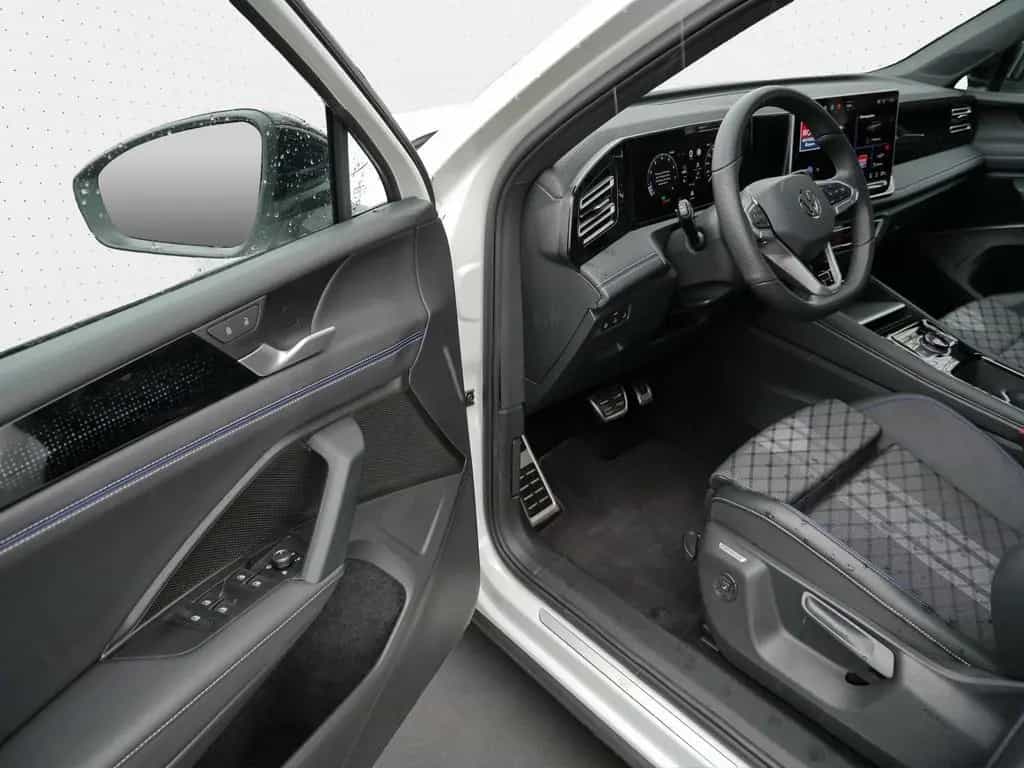 Volkswagen Tiguan 1.5 eTSI R-Line LED-Plus*Massage*RFK*ACC 10/2024-photo-13