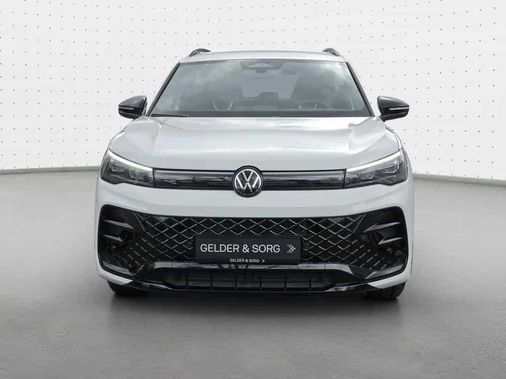 Volkswagen Tiguan 1.5 eTSI R-Line LED-Plus*Massage*RFK*ACC 10/2024-photo-17