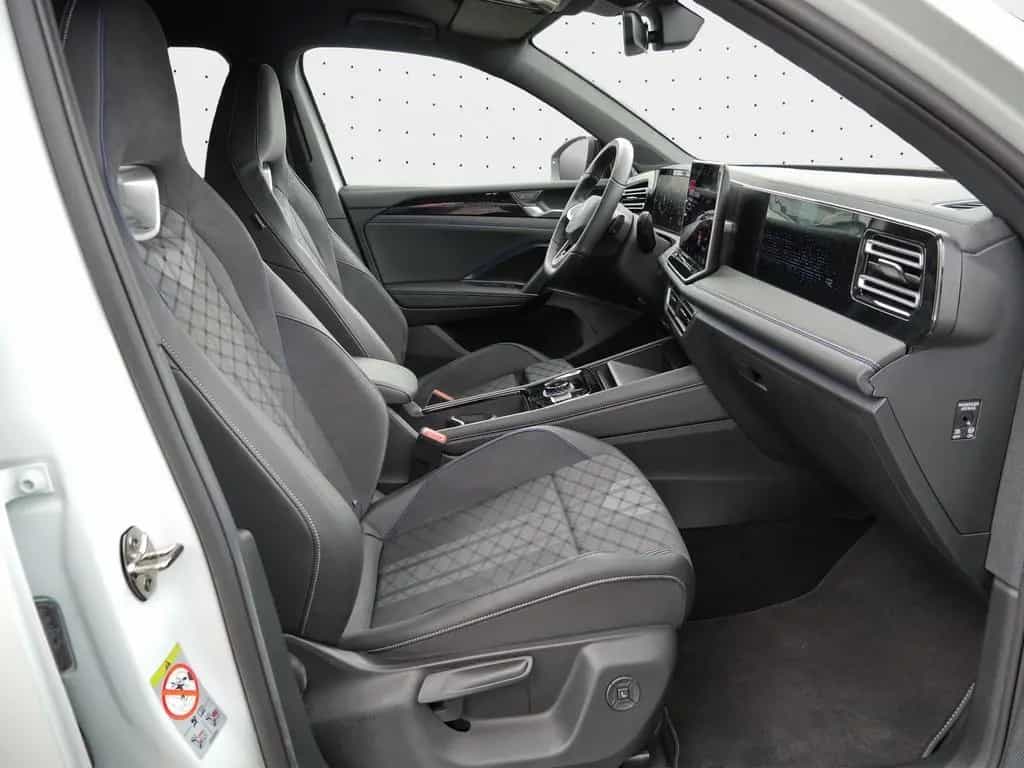 Volkswagen Tiguan 1.5 eTSI R-Line LED-Plus*Massage*RFK*ACC 10/2024-photo-3