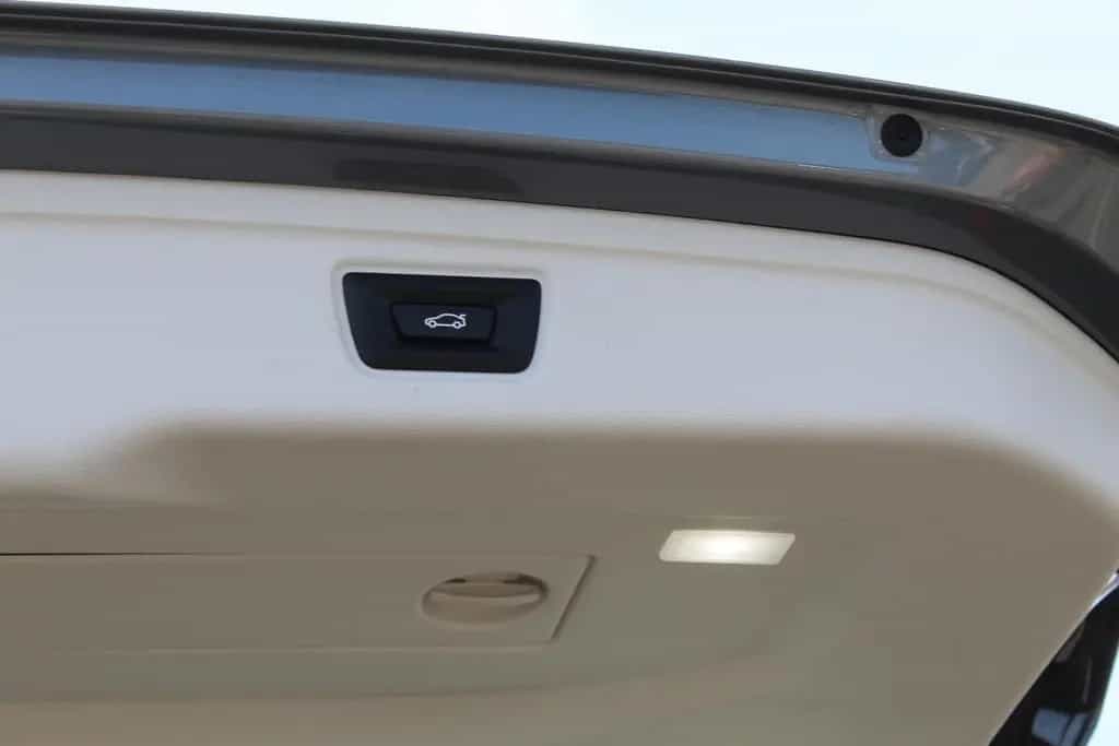 BMW 3 Series 330d xDrive Tour.+HUD+Lenkradh.+17Z+Live Cockpit 11/2022-photo-11