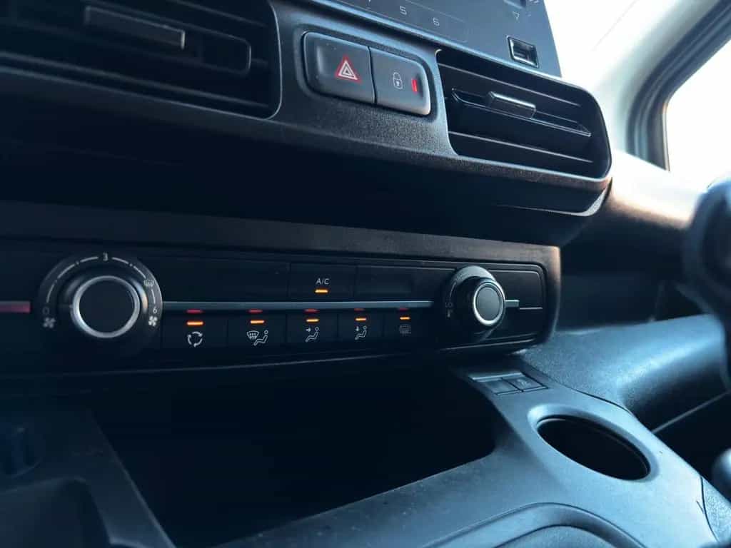 Citroën Berlingo Kasten Club M/L1 |AHK | Tempo | TÜV NEU 09/2019-photo-13